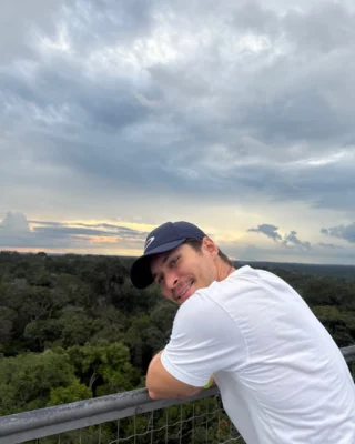 Instagram post from drvictorrferreira. This post is in position 1.